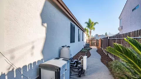 190 Bantry Dr, Vacaville, CA 95688 photo 39