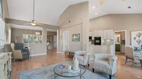 190 Bantry Dr, Vacaville, CA 95688 photo 13