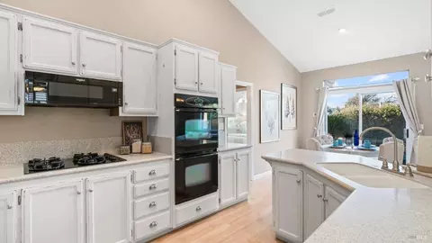 190 Bantry Dr, Vacaville, CA 95688 photo 20