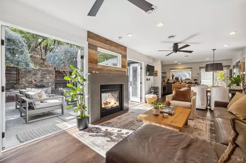 1756 Warm Springs Rd, Glen Ellen, CA 95442