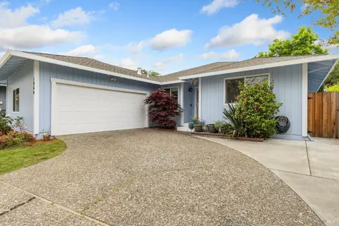 1866 Tonja Way, Santa Rosa, CA 95401