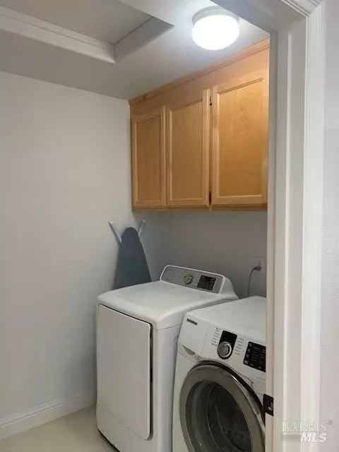 Other - 672 Mcclelland Dr, Windsor, CA 95492 photo 5 of 15