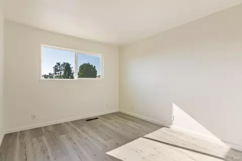 724 Fleming Ave E, Vallejo, CA 94591 photo 18
