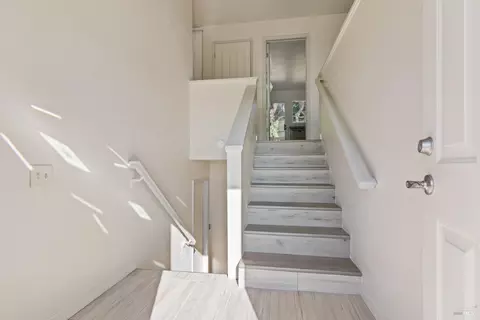 724 Fleming Ave E, Vallejo, CA 94591 photo 4