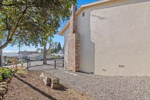724 Fleming Ave E, Vallejo, CA 94591 photo 28