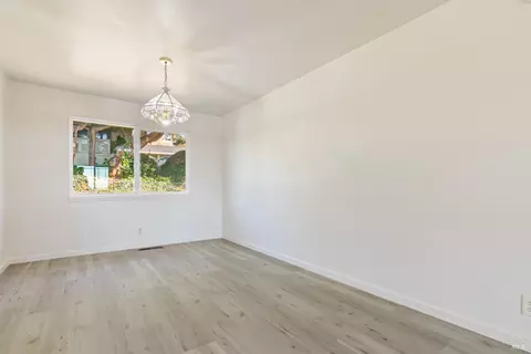 724 Fleming Ave E, Vallejo, CA 94591 photo 9