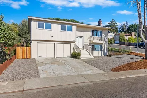 724 Fleming Ave E, Vallejo, CA 94591 photo 3