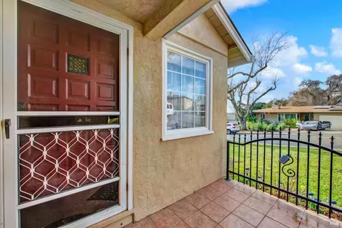 Exterior - 138 Toyon Dr, Vallejo, CA 94589 photo 6 of 22