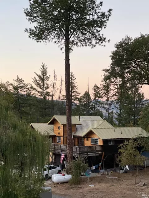 19051 Spyrock Rd, Laytonville, CA 95454