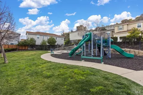 607 Falling Star Dr, Martinez, CA 94553 photo 36
