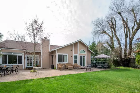 319 Whitethorn Ct, Windsor, CA 95492 photo 40