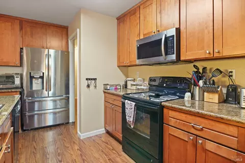 2078 Cormorant Dr, Fairfield, CA 94533 photo 8
