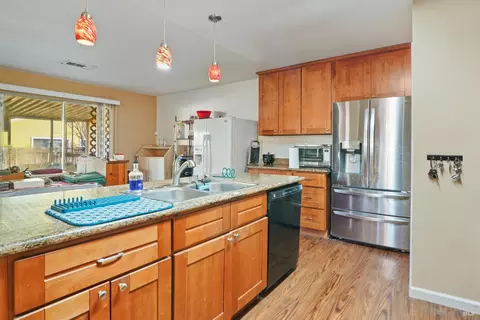 2078 Cormorant Dr, Fairfield, CA 94533 photo 9