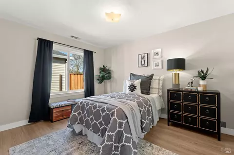 1037 E 5th St, Benicia, CA 94510 photo 27