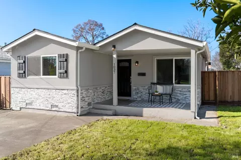 1037 E 5th St, Benicia, CA 94510 photo 3