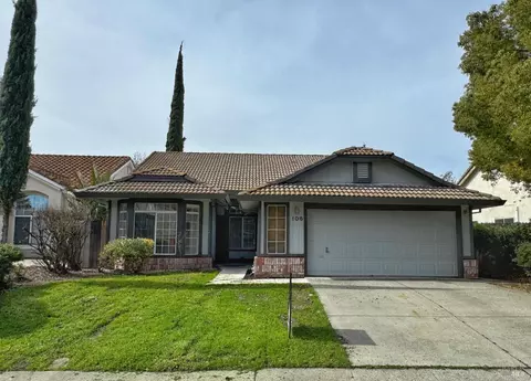 106 Suncrest Way, Vacaville, CA 95688