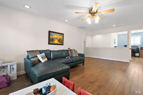 225 Baker St, Benicia, CA 94510 photo 21