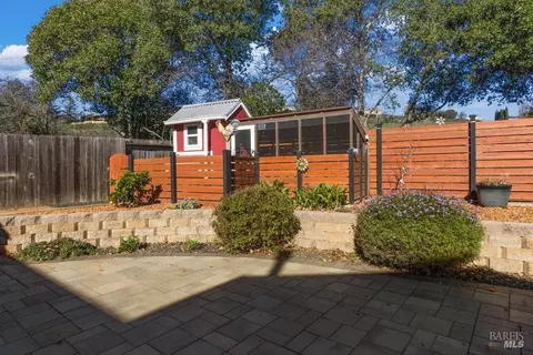 225 Baker St, Benicia, CA 94510 photo 32