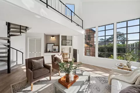 50 Robinhood Dr, Novato, CA 94945