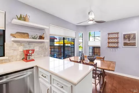 Kitchen - 148 S Temelec Cir, Sonoma, CA 95476 photo 4 of 6