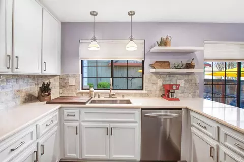 Kitchen - 148 S Temelec Cir, Sonoma, CA 95476 photo 3 of 6