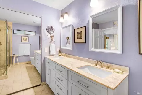 Bath - 148 S Temelec Cir, Sonoma, CA 95476 photo 6 of 7