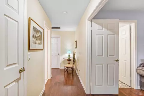 Entry Way - 148 S Temelec Cir, Sonoma, CA 95476 photo 3 of 4
