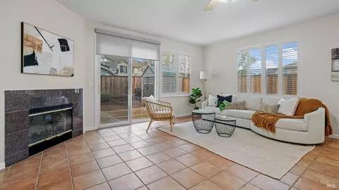 Living - 4202 Brudenell Dr, Fairfield, CA 94533 photo 1 of 4
