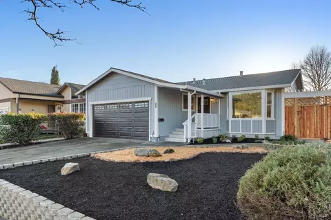 423 Cambiaso Pl, Santa Rosa, CA 95409