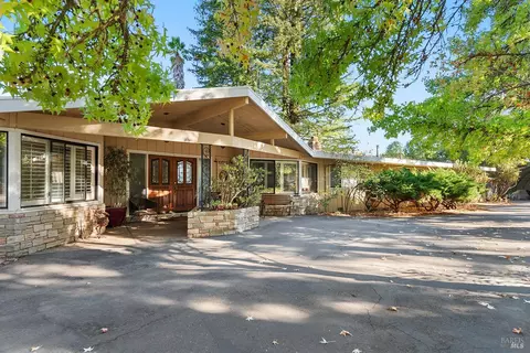 1039 Westside Rd, Healdsburg, CA 95448