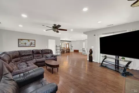 Living - 7575 Putman Rd, Vacaville, CA 95688 photo 2 of 2