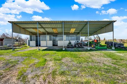 Exterior - 7575 Putman Rd, Vacaville, CA 95688 photo 26 of 31
