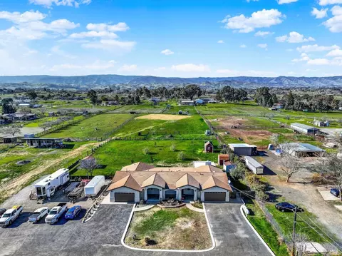 7575 Putman Rd, Vacaville, CA 95688