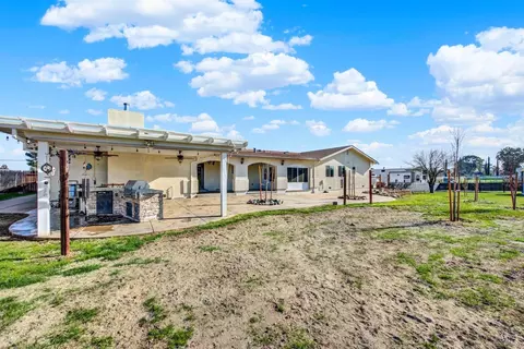 Exterior - 7575 Putman Rd, Vacaville, CA 95688 photo 12 of 31