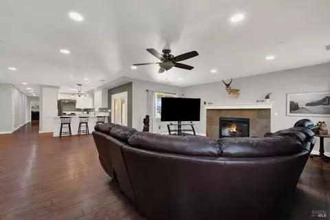Living - 7575 Putman Rd, Vacaville, CA 95688 photo 1 of 2