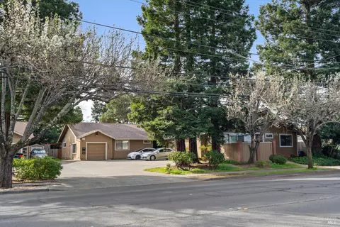 2431 Redwood Rd, Napa, CA 94558