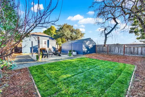 1229 Ash St, Napa, CA 94559 photo 11