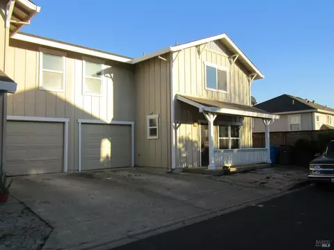 107 Ioli Ranch Cir, Cloverdale, CA 95425