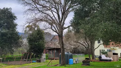 1105 4th Ave, Napa, CA 94559 photo 13