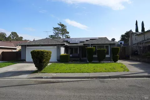 142 Zinnia Cir, Vallejo, CA 94591