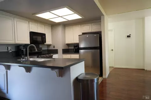 142 Zinnia Cir, Vallejo, CA 94591 photo 5