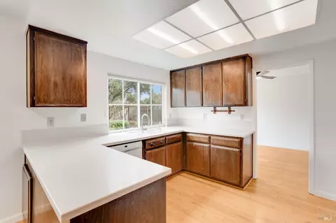 Kitchen - 1448 Granada St, Vallejo, CA 94591 photo 4 of 9