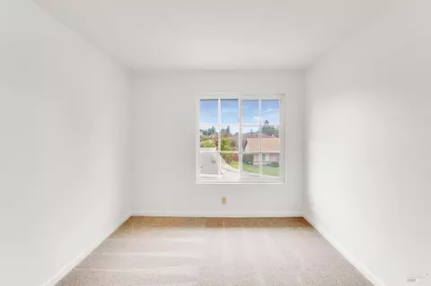 Bedroom - 1448 Granada St, Vallejo, CA 94591 photo 6 of 12