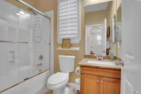 4088 Summer Gate Ave, Vallejo, CA 94591 photo 10