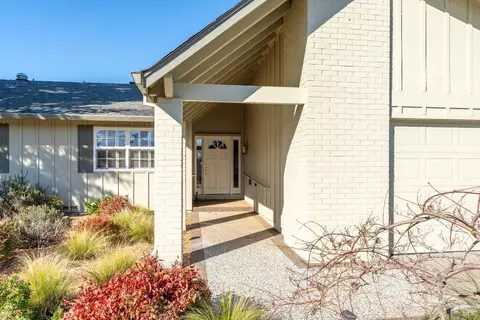 337 Pythian Rd, Santa Rosa, CA 95409 photo 2
