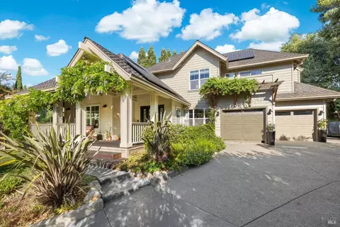 11 Lavender Ter, Petaluma, CA 94952
