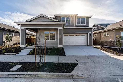 1245 Atascadero Dr, Windsor, CA 95492