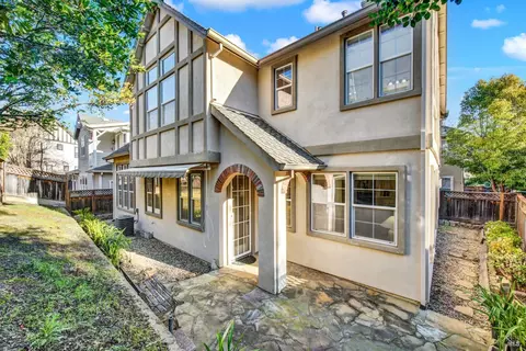 Exterior - 6178 Ashwell Way, Vallejo, CA 94591 photo 4 of 7