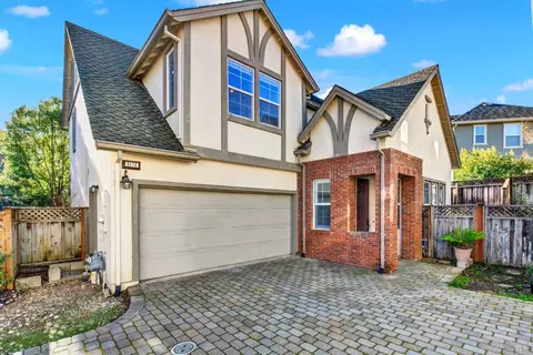 Exterior - 6178 Ashwell Way, Vallejo, CA 94591 photo 2 of 7