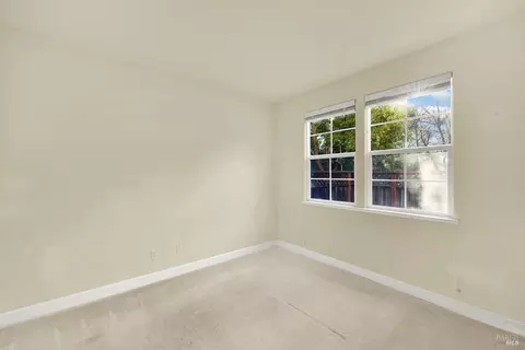 Bedroom - 6178 Ashwell Way, Vallejo, CA 94591 photo 1 of 5